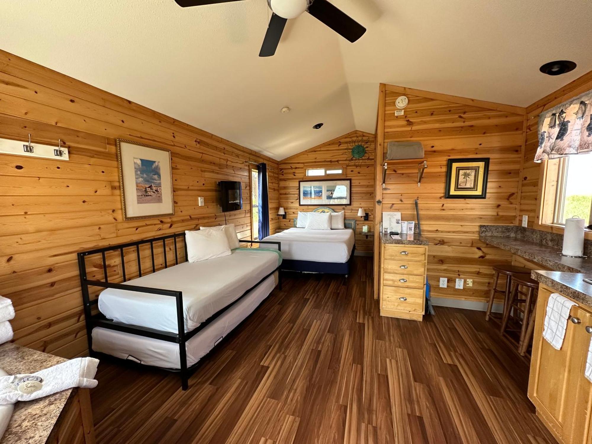 Westport Inn Cabins Экстерьер фото